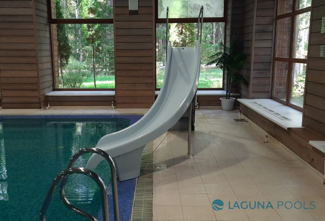 Горка с поворотом — деталь